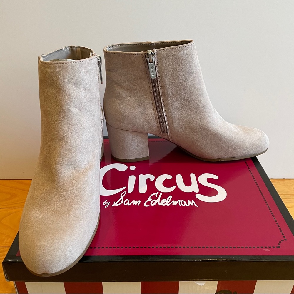 NIB Circus by Sam Edelman Vikki Ankle Boots - Picture 3 of 6
